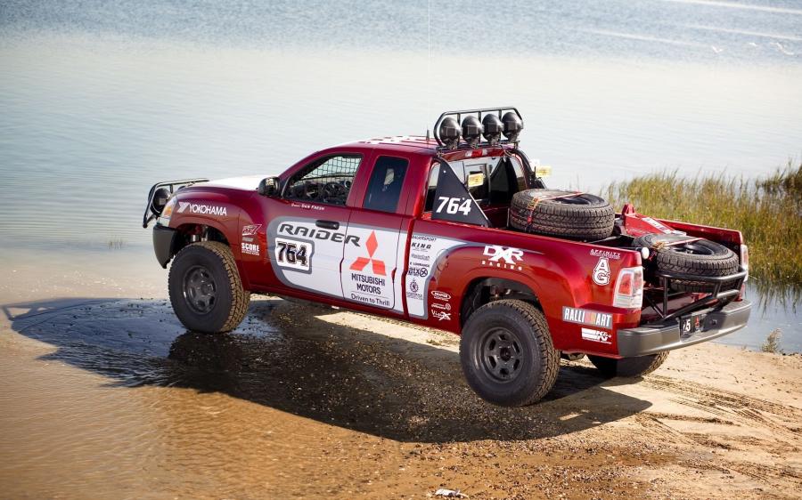  Mitsubishi Baja Raider 2006 года  (фото 7 из 39)